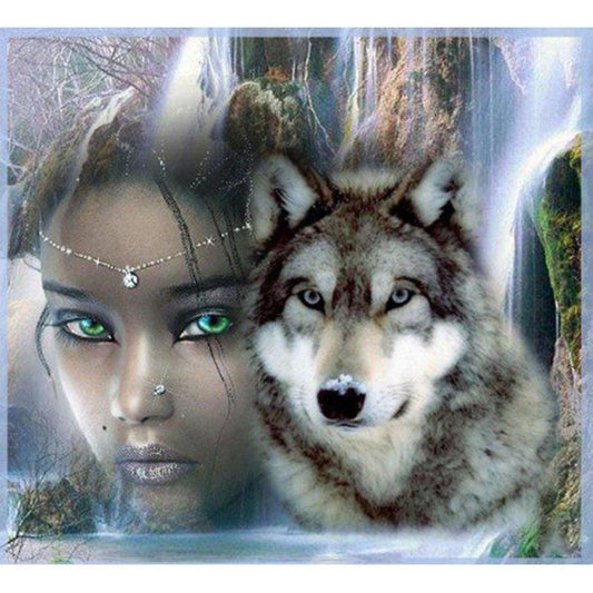 La Beauté de la Femme Face à celle du Loup
