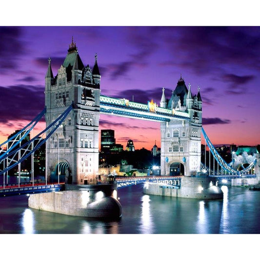 Nuit sur le Tower Bridge Londres - Kit Broderie Diamant - Artiste du Diamant - Diamond Painting