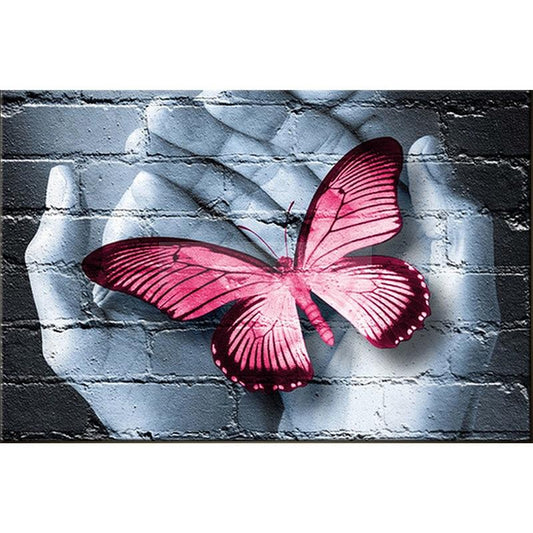Un Papillon dans la Main